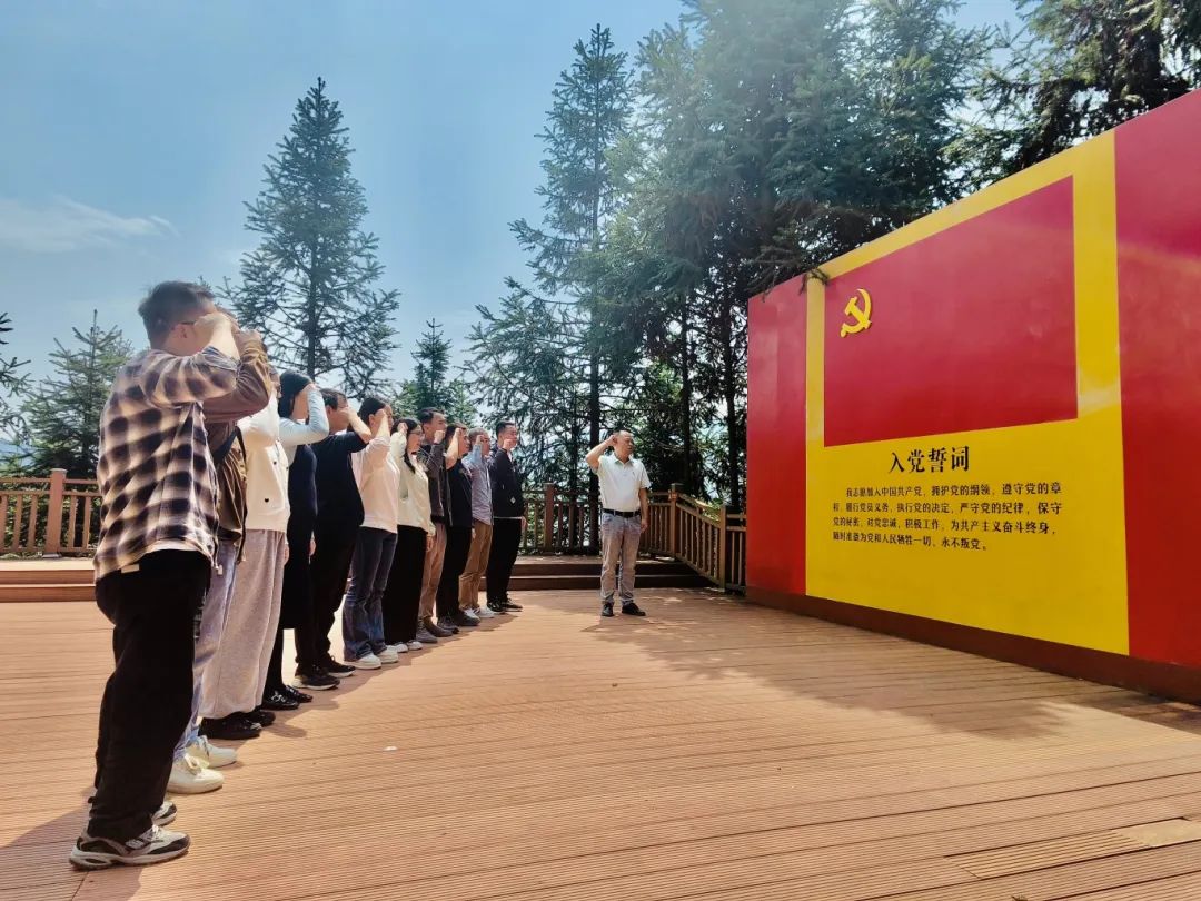 糖心vlog
下属企业金泰公司赴周宁开展“绿映初心践使命 砥砺奋进启新程”主题党日活动