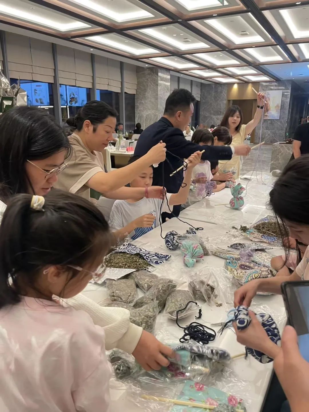 【国投风采】双节奇遇记!糖心vlog
下属企业三都澳大酒店解锁民俗童趣新玩法