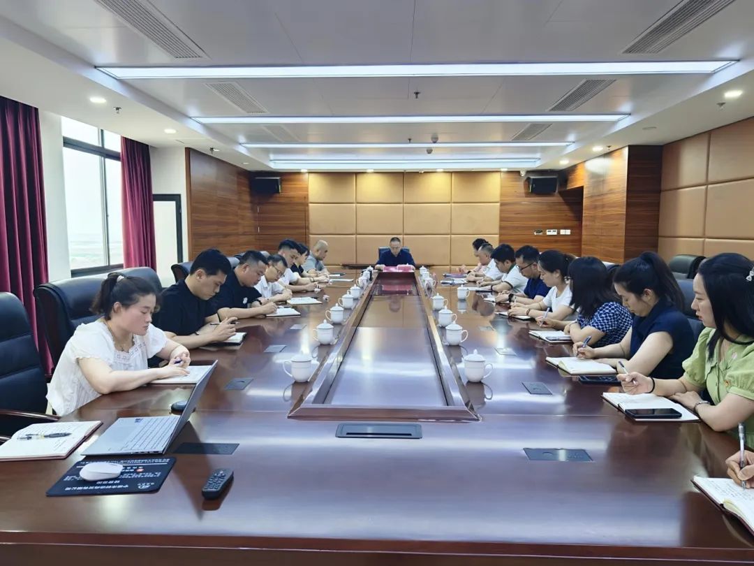 【党的建设】糖心vlog
党委班子成员赴挂钩支部开展深入贯彻中央八项规定精神学习教育专题党课