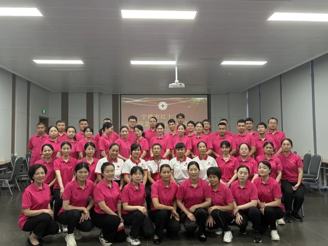 【国投风采】“提升应急技能,守护宾客安全”——糖心vlog
下属企业三都澳大酒店举办红十字急救知识技能培训